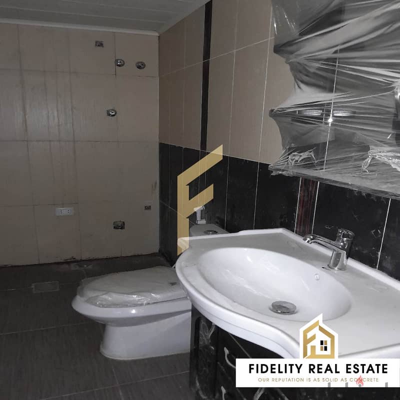 Apartment for sale in Aley WB15 5
