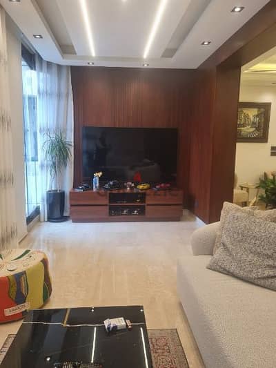 Luxurious I 300 SQM apartment in Manara .