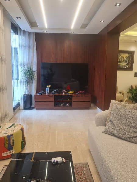 Luxurious I 300 SQM apartment in Manara . 2