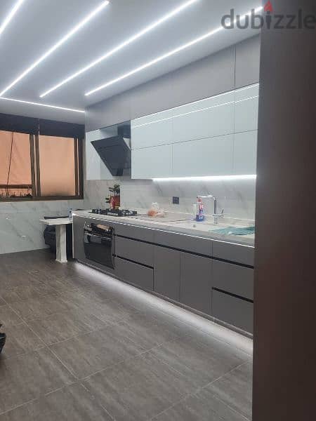 Luxurious I 300 SQM apartment in Manara . 11