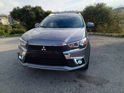 Mitsubishi asx 4WD.