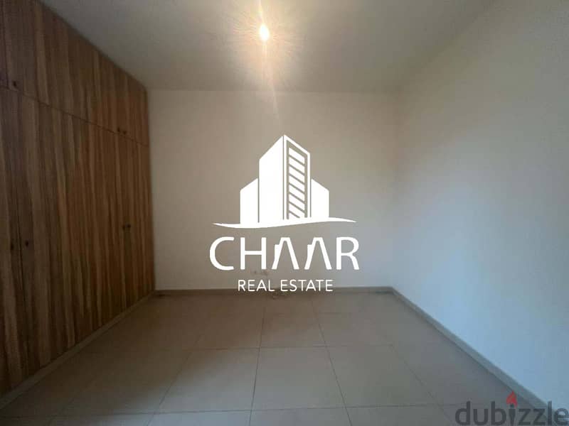 R1696 Luxurious Apartment for Rent in Clemenceau 3