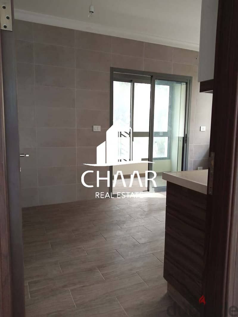 R477  Apartment for Sale in badaro 10