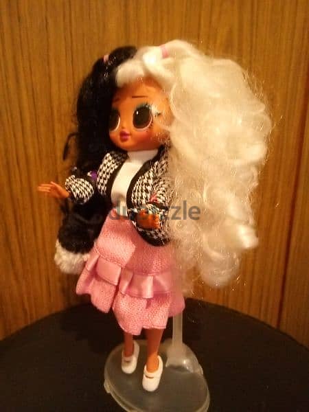 WINTER DISCO DOLLIE LOL Black & white Special MGA As new wearing doll 4