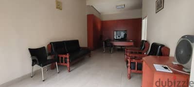 Office or Shop for rent in Furn El Chebbak مكتب أو محل  للإيجار