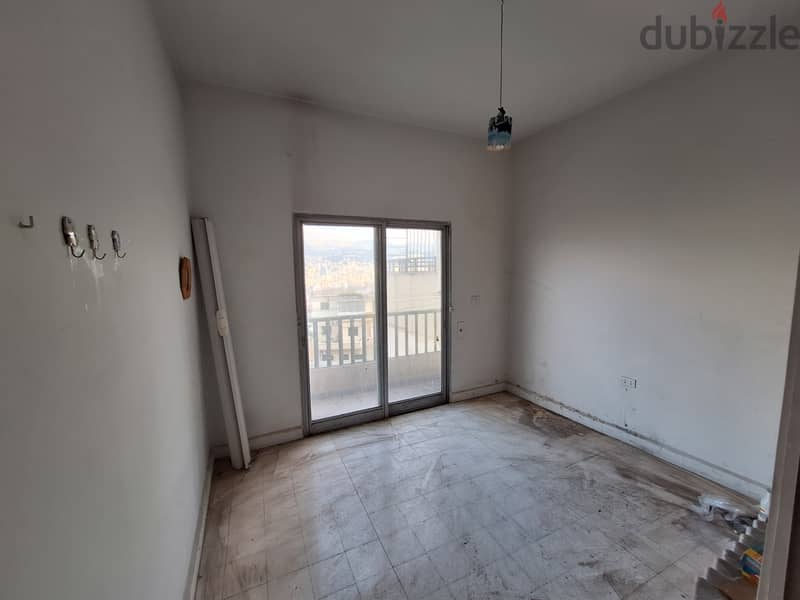 Apartment for sale in Achrafieh شقة للبيع 3