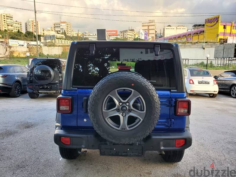 jeep wrangler unlited sport 2019 5