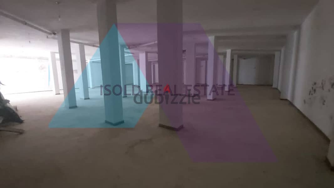 A 500 m2 warehouse for sale in Aoukar - مستودع للبيع في عوكر 0