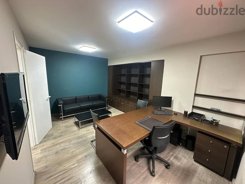 Office For Rent In Dekwaneh مكتب للإيجار في الدكوانة 1