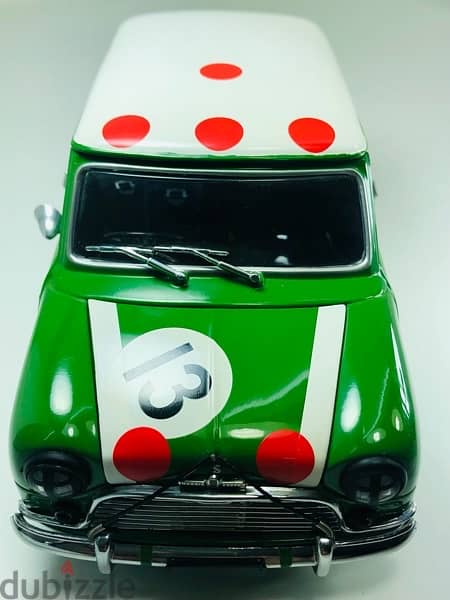1:18 diecast in Orig box Mini Cooper S 1966 Bathurst Winner 16