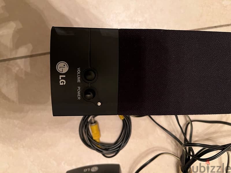 LG Multimedia Speakers 1