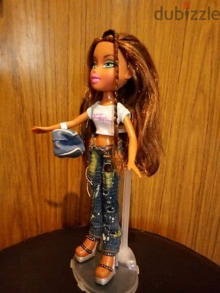 BRATZ NEVRA DYNAMITE MGA 2001 As New doll in other Outfit +Shoes:=20$ 1