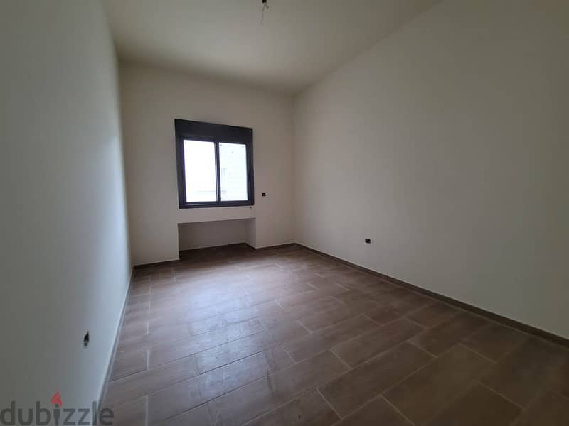 Apartment for Sale in Ain Saadeh شقة للبيع في عين سعادة 5