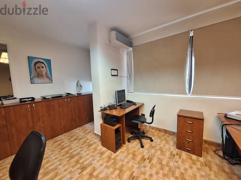 OFFICE IN SIN EL FIL FOR SALEمكتب في سن الفيل للبيع 9