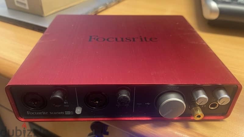 scarlet sound card 6i6 (perfect) 0