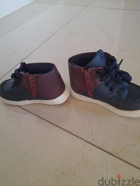 vicco boy shoes size 25 1
