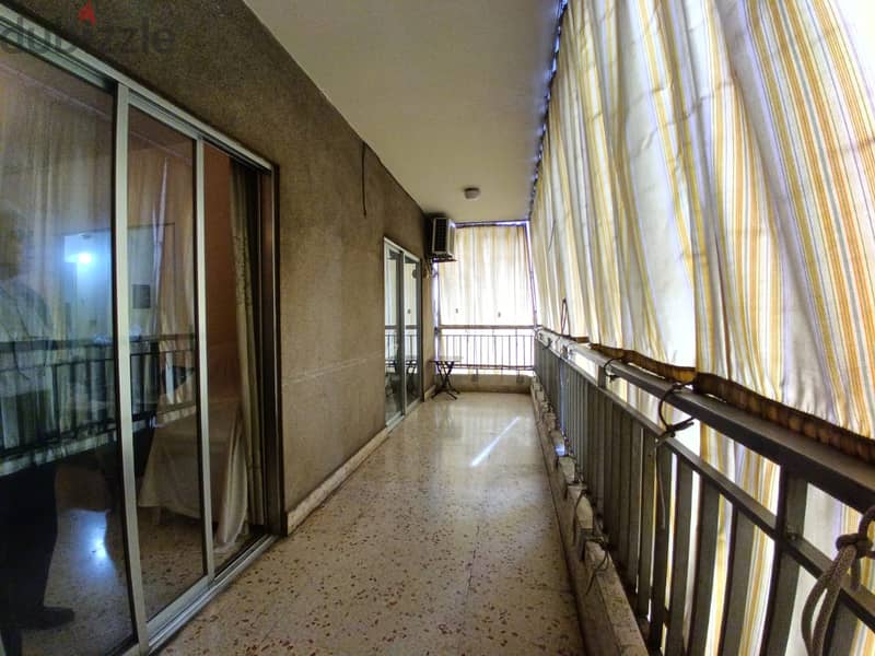 Apartment For Sale In Burj Abi Haidarشقة للبيع في برج ابي حيدر 5