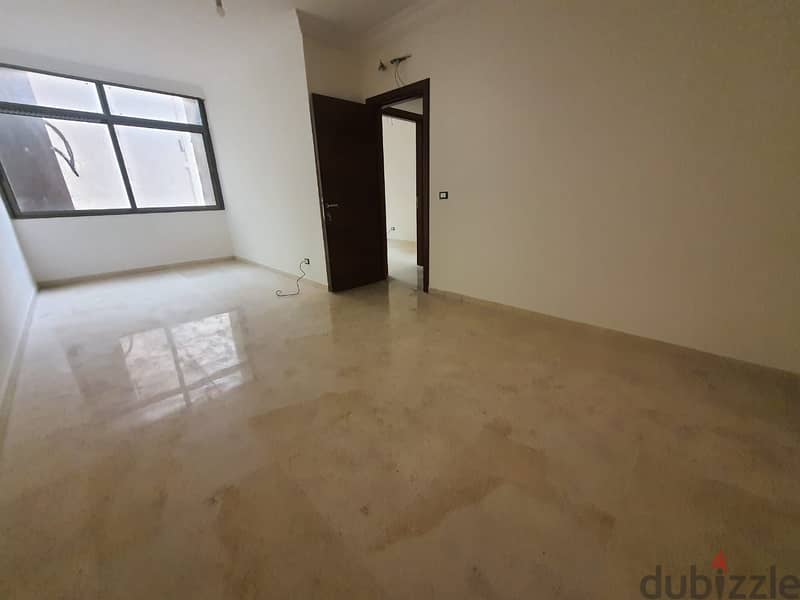 Apartment For Sale In Burj Abi Haidarشقة للبيع في برج ابي حيدر 3