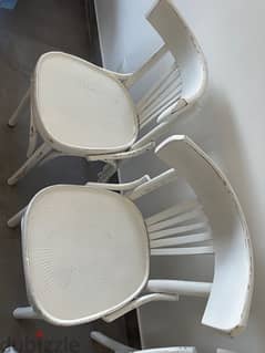 3 white retro chairs for sale. excellent condition