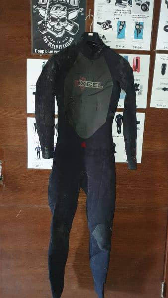 freedive wet suit 100$ 6