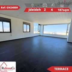 Apartment with terrace in jdaide for sale شقة مع تراس في الجديدة للبيع