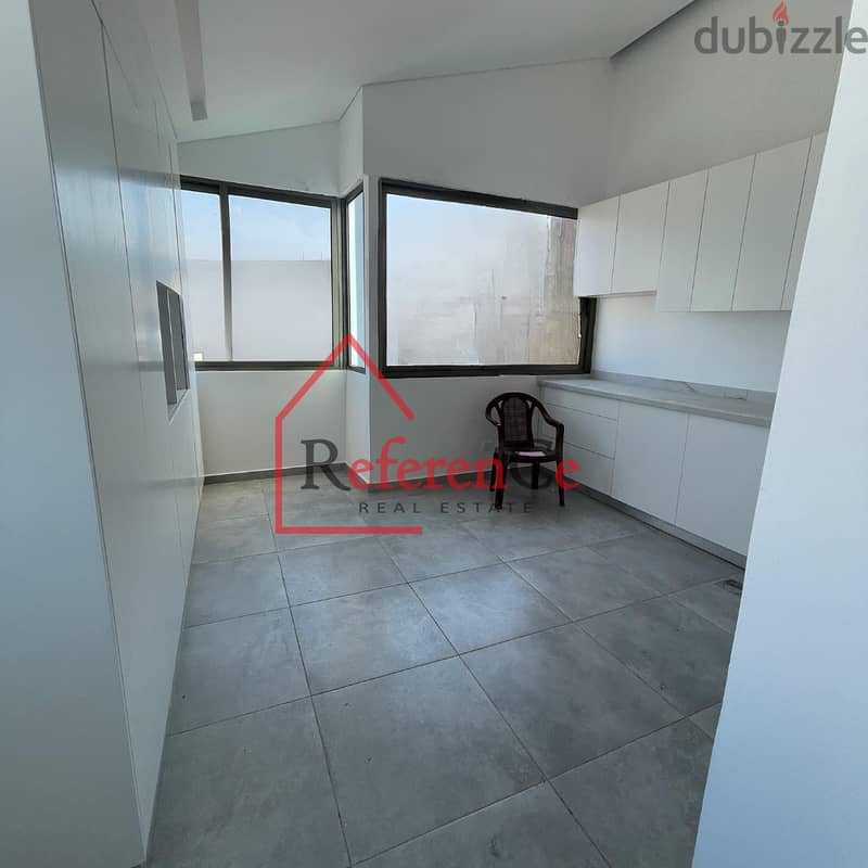 Apartment with terrace in jdaide for sale شقة مع تراس في الجديدة للبيع 2