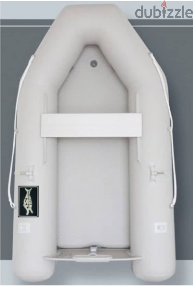 Dinghy 290 meters with inflatable airmat floor . 2