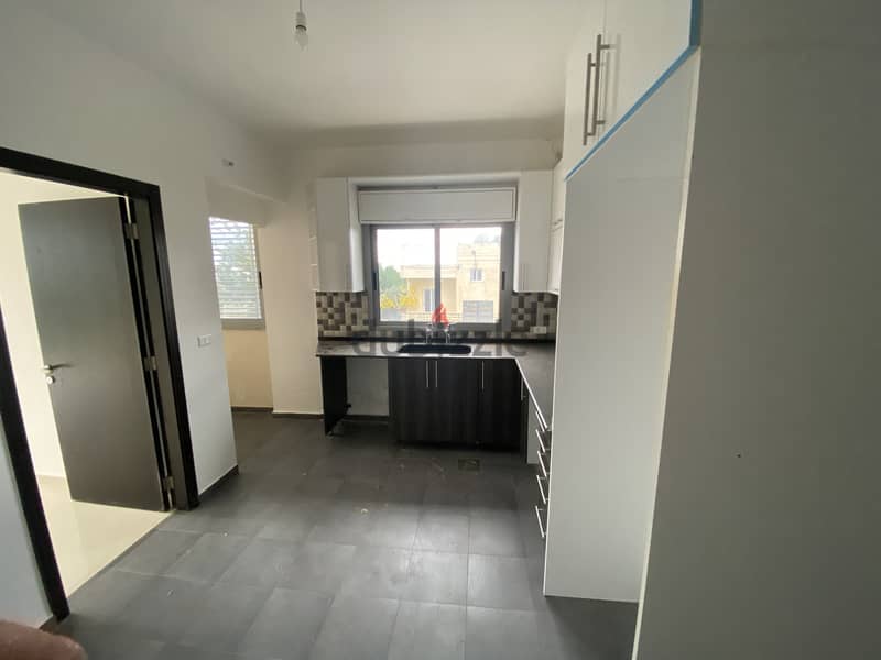 RWB119AS - Apartment for sale in Edde Jbeil 6