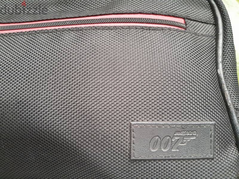 Authenticated licenced JAMES BOND toiletry/all usage black bag 2