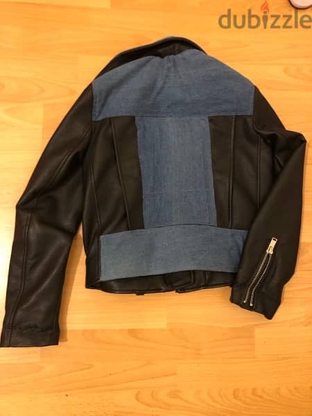 jacket, black & jeans. Medium , Zara 2