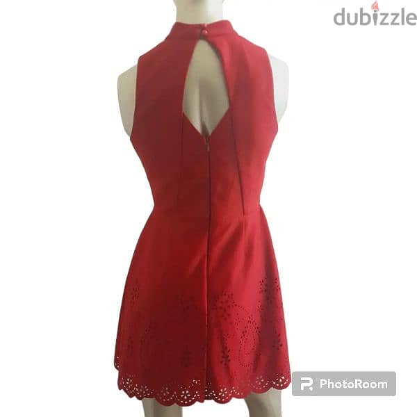 Speeklers Red Dress 1