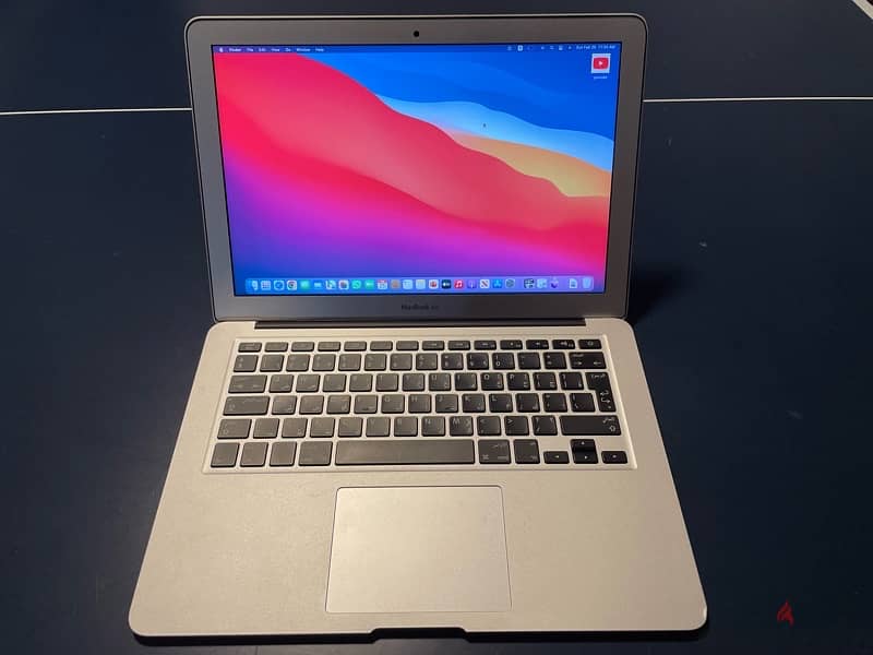 Macbook Air 2017 13 inch Great Condition 1