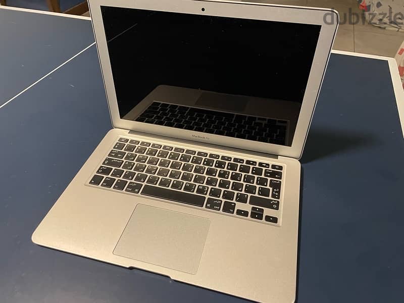 Macbook Air 2017 13 inch Great Condition 6