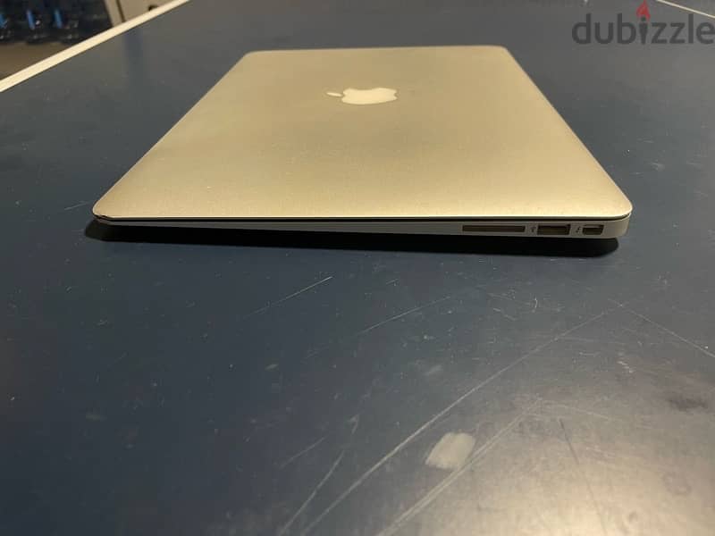 Macbook Air 2017 13 inch Great Condition 8