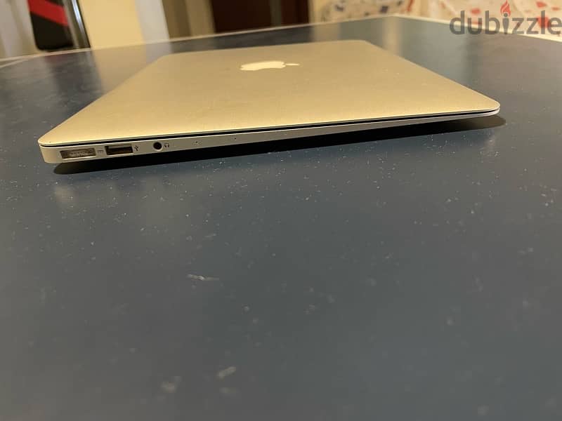 Macbook Air 2017 13 inch Great Condition 9