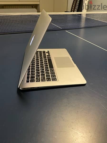 Macbook Air 2017 13 inch Great Condition 10