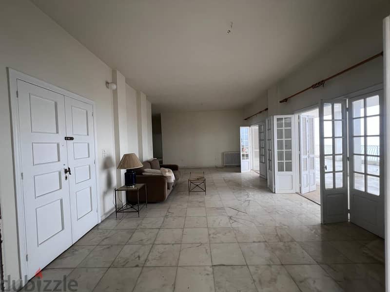 Unfurnished apartment with Sea View Terrace For Rent 3