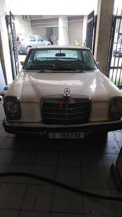 Mercedes-Benz 250 CE in excellent condition