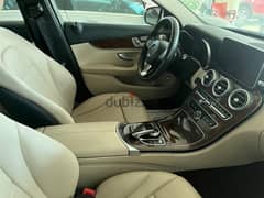Travelling next week c300 2015 - Super car in excellent condition