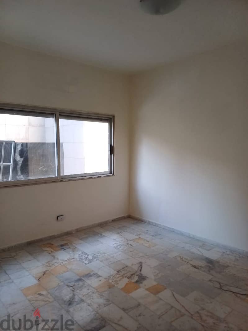 Outstanding I 230 SQM apartment in Tallet el Khayat 4
