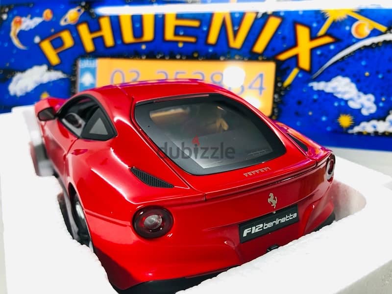 1/18 diecast Full open New Boxed Ferrari F12 BERLINETTA Super Elite 3