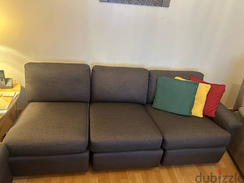 Like new grey sofa corner modules with black chinese table 3