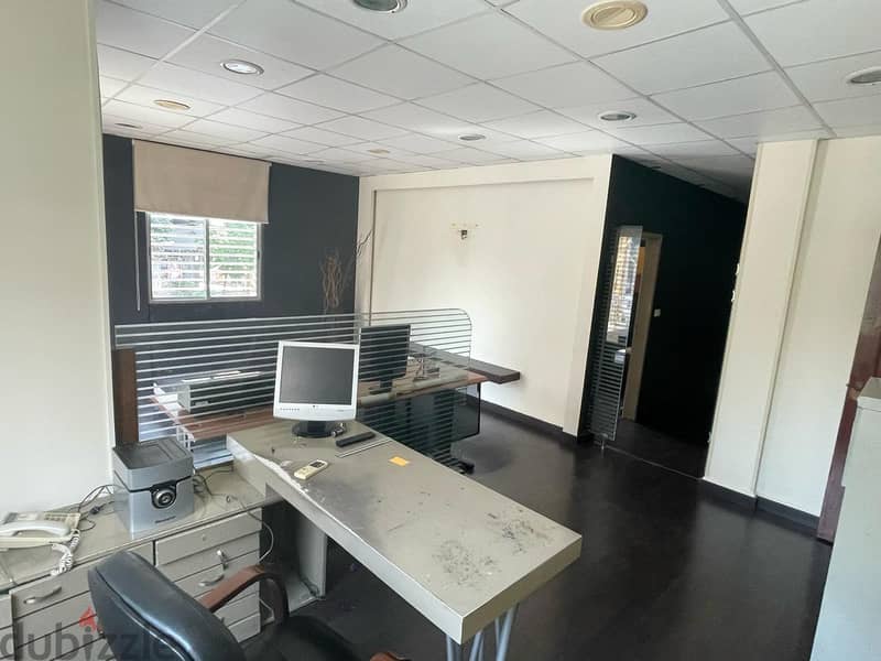 FULLY-EQUIPPED WORKSPACE FOR RENT IN A PRIME LOCATION, AIN EL REMMANEH 2