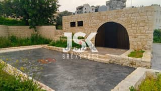 L14697-Old House With Garden for Rent In Tabarja