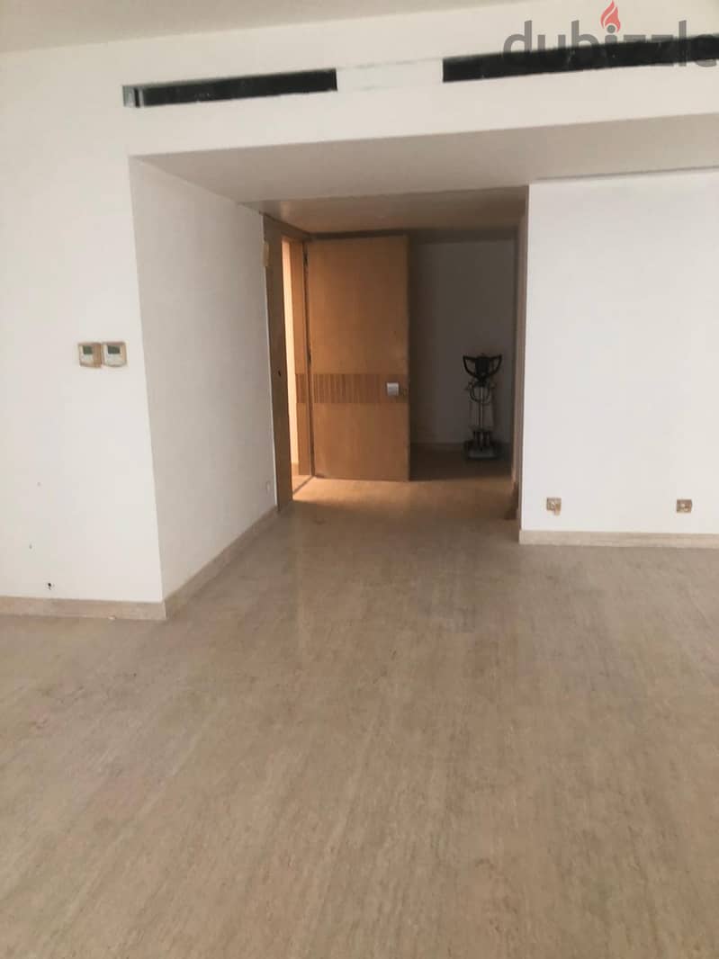 BRAND NEW IN DOWNTOWN + GYM , POOL (320SQ) 3 MASTER BEDROOMS (BT-807) 2