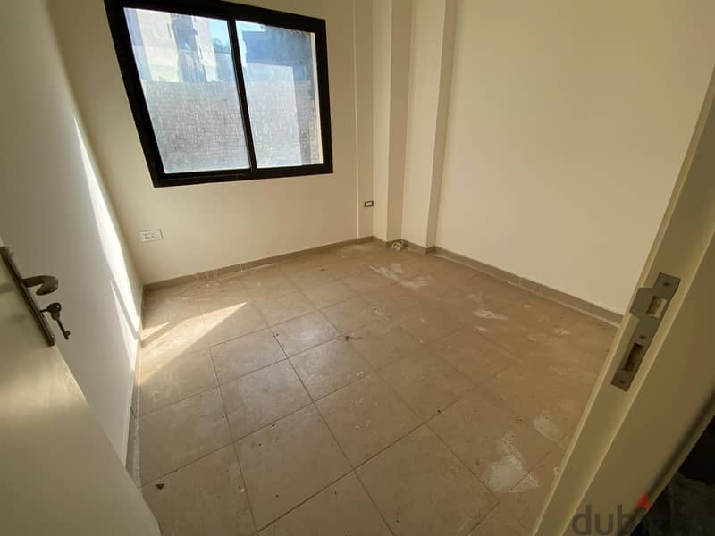 RWK128RH - Apartment For Sale In Bouar With Terrace 4