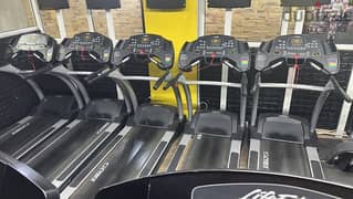 Treadmill Cybex