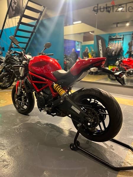Ducati Monster 797 2