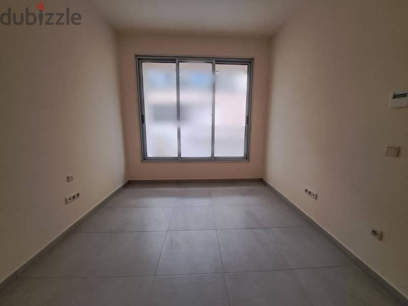Tranquil Haven with Mountain Views: 3-Bedrooms Apartment in Louaizeh 2