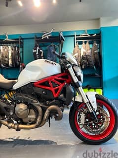Ducati Monster 821 0